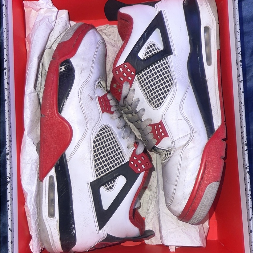 Jordan’s - Picture 1 of 6